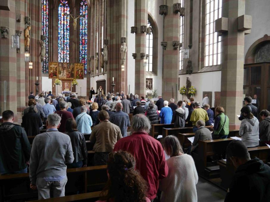 Seit 20 Jahren lädt Sant’Egidio zum Gedenken an Wurzelsepp und alle Freunde ein, die auf der Straße und in Armut gestorben sind